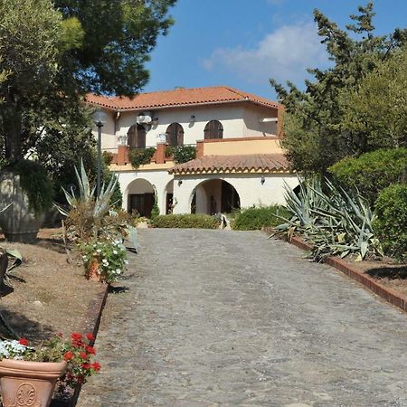 Villa DESIDERIA B&B Capitana Esterno foto