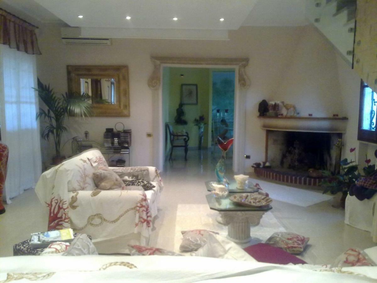 Villa DESIDERIA B&B Capitana Esterno foto